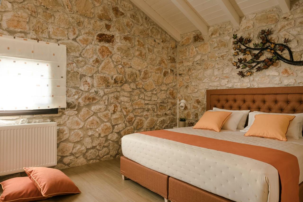 τheano * Sami (Kefalonia)